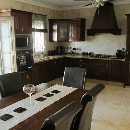 Casa De Marbilla *
